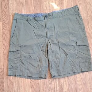 Columbia Olive Cargo Shorts for Men